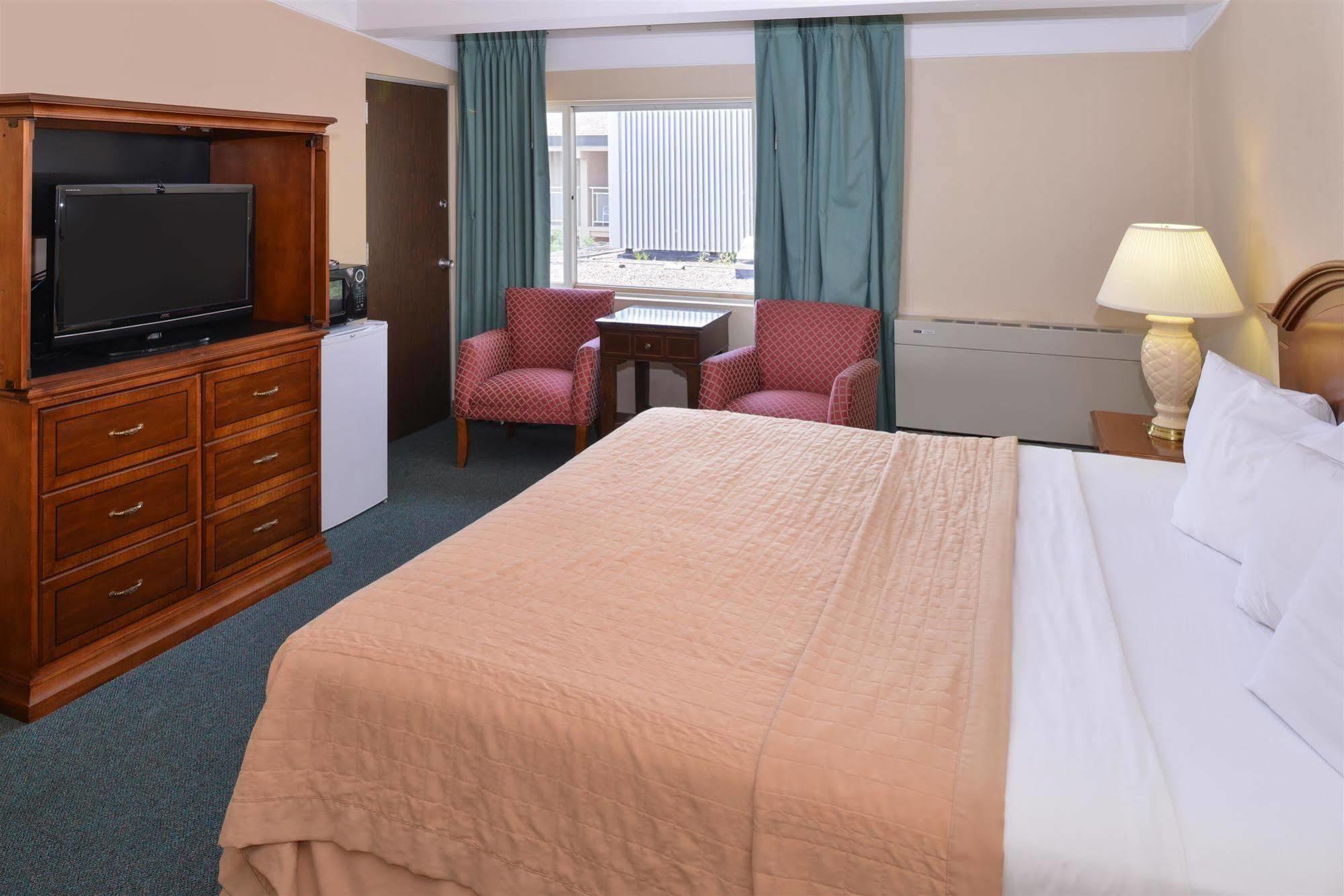 Americas Best Value Inn - Campus View Eau Claire Eksteriør bilde